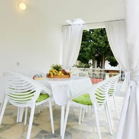 Tolles In Mit Gepflegtem Garten Casa vacanze